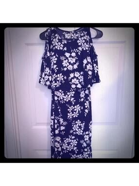 American Living Navy Blue and White Floral Dress Size 12
